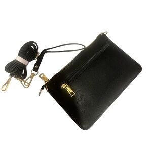 Black 2in1 crossbody/wristlet